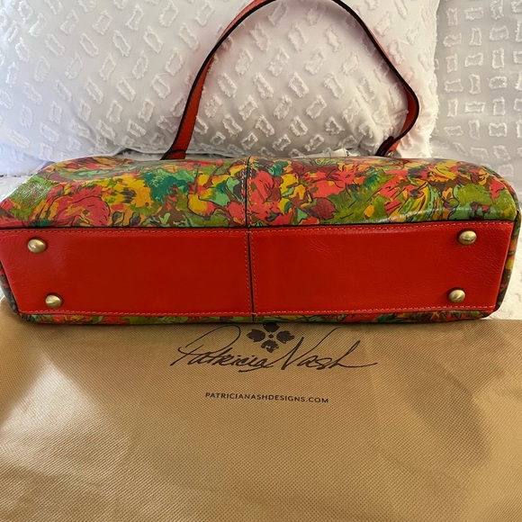 Patricia Nash handbag❗️❗️ - Picture 11 of 16